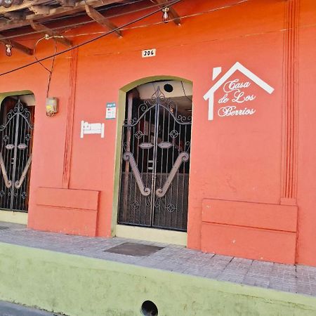 Casa De Los Berrios Леон Экстерьер фото
